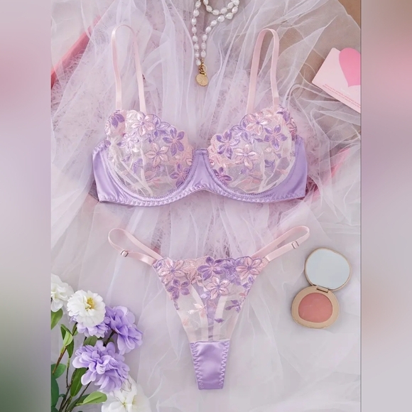 2 For $40 New! Lavender Floral Lace Lingerie Set Size Large NWT - Picture 1 of 6
